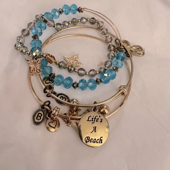 Gold and turquoise Beaded Charm Bracelet Set - Picture 1 of 5